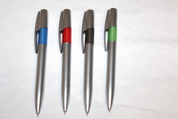 Kugelschreiber 4er-Pack mit farbiger Federung